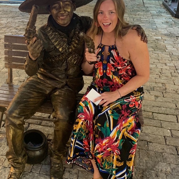 Maxi Halter - Picture 4 of 4